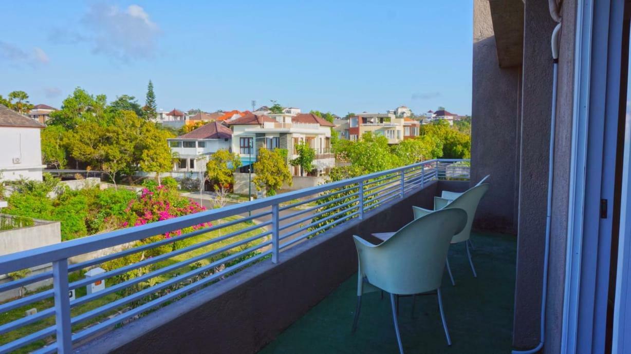 Brielle Guest House Jimbaran Exterior foto